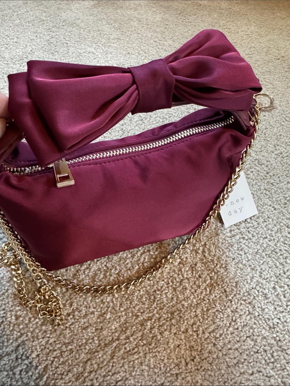 Women's Bow Accent Satin Crossbody Bag - Burgundy